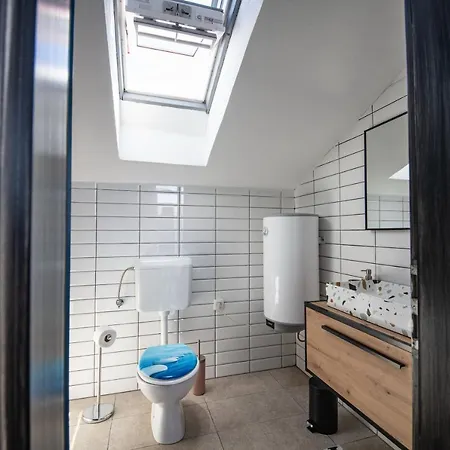 Antonija زادار