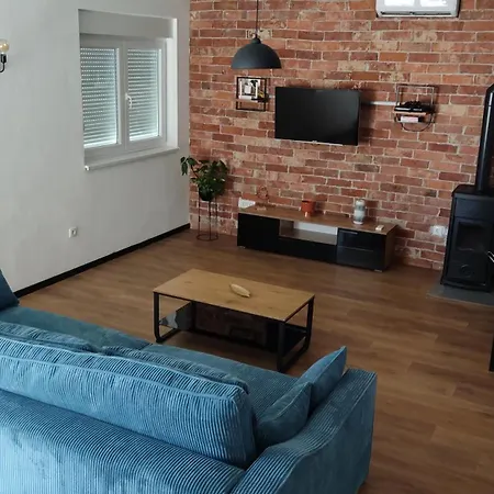 Antonija Villa Zára