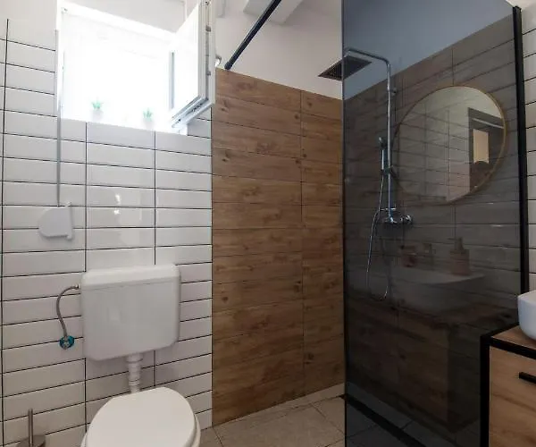 Villa Antonija Zára